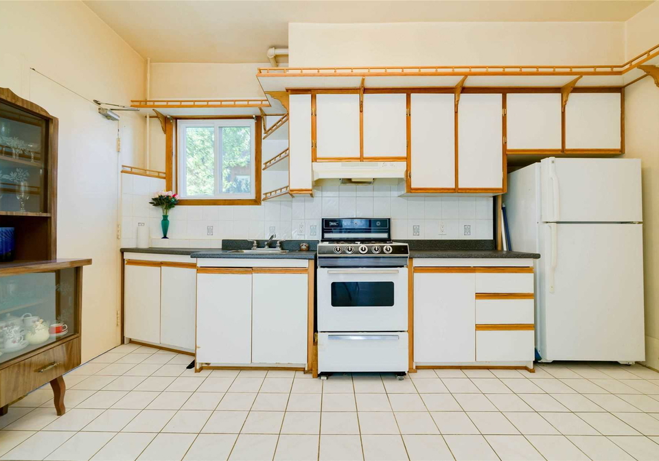 73-dewson-street-toronto-ontario-c5402892