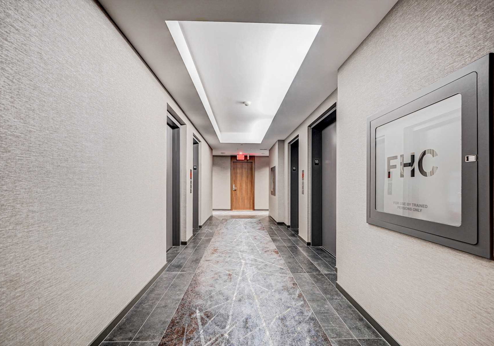 200-bloor-street-toronto-ontario-c5405280