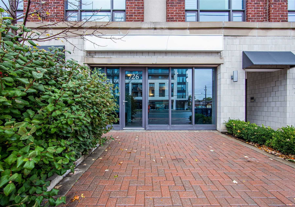 726-sheppard-avenue-w-toronto-ontario-c5415110