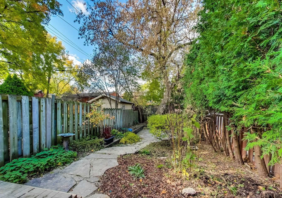 422-rushton-road-toronto-ontario-c5422046