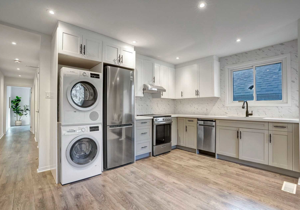 20-alcina-avenue-toronto-ontario-c5429914
