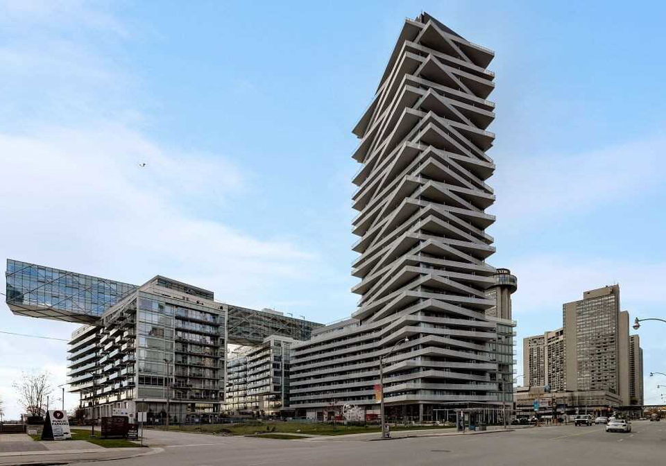 15-queens-quay-street-e-toronto-ontario-c5435872
