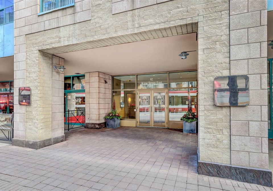 92-king-street-toronto-ontario-c5447665