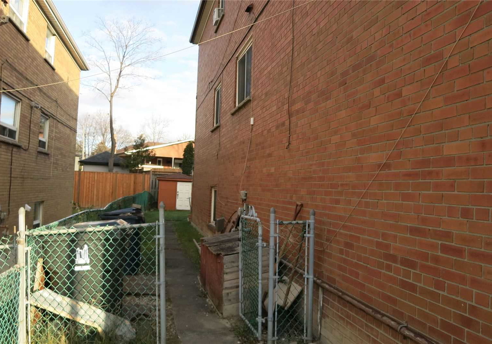 65-garthdale-court-toronto-ontario-c5451254