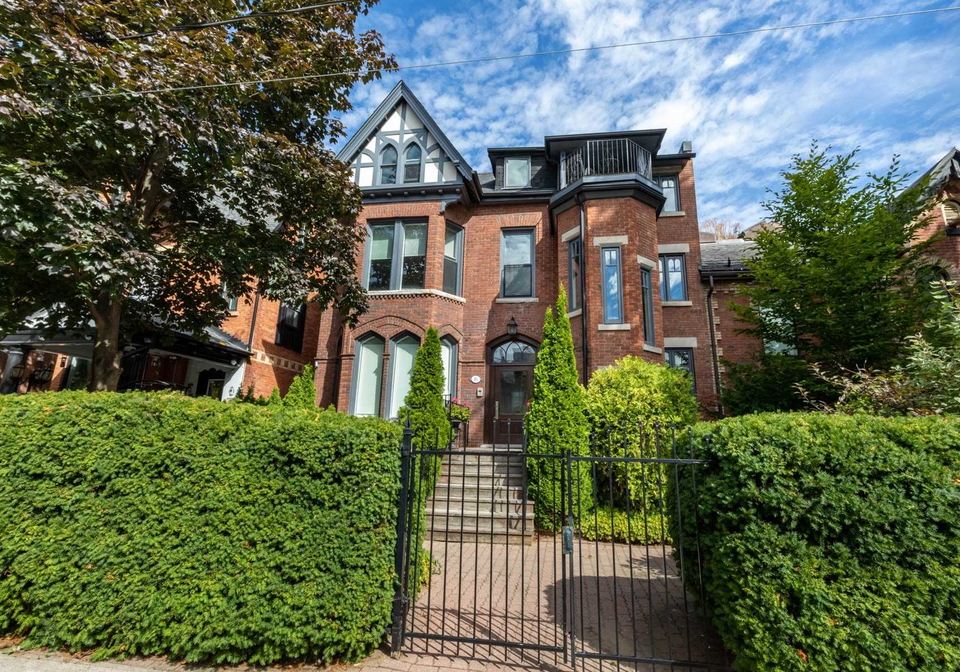 11-12-rose-avenue-toronto-ontario-c5479350