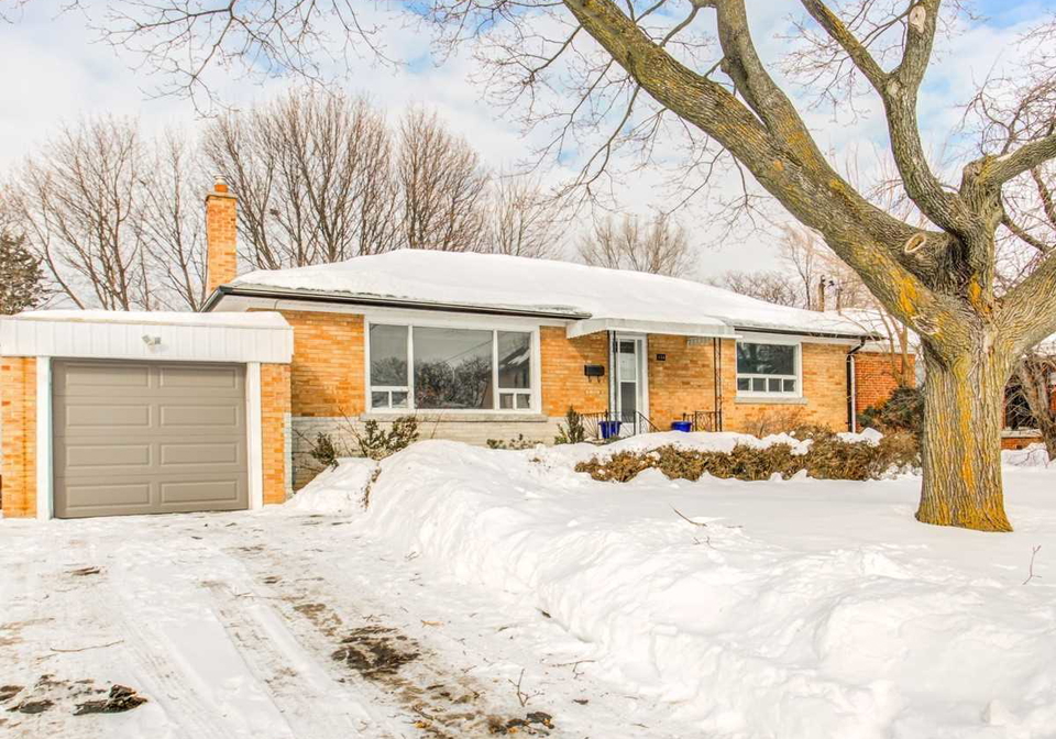 156-combe-avenue-toronto-ontario-c5486598