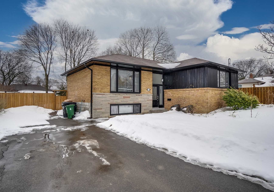 111-combe-avenue-toronto-ontario-c5501821