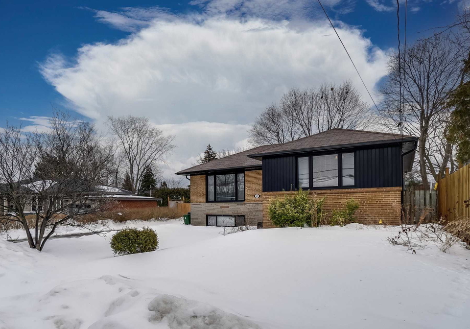 111-combe-avenue-toronto-ontario-c5501821