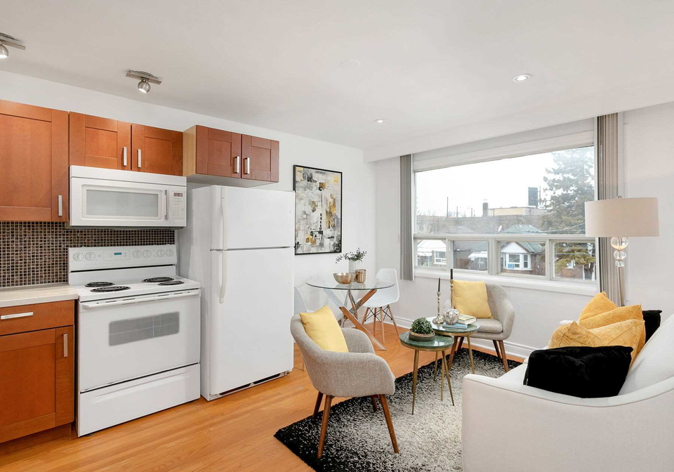 57-lanark-avenue-toronto-ontario-c5511424