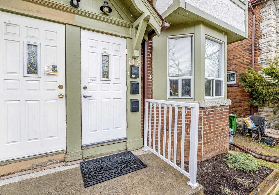 118-braemar-avenue-toronto-ontario-c5563803