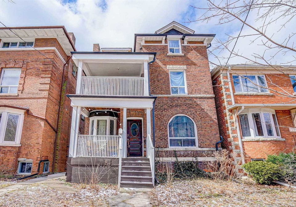 112-walmer-road-toronto-ontario-c5576333