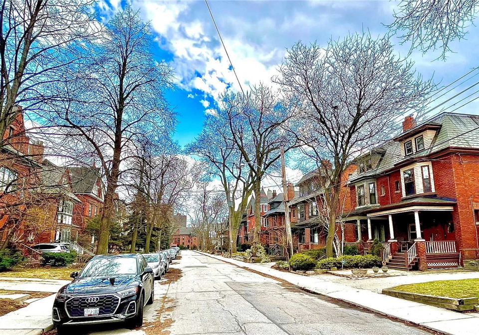 112-walmer-road-toronto-ontario-c5576333