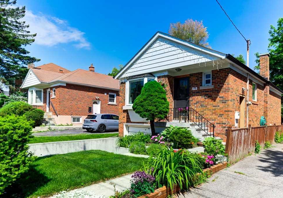 170-bogert-avenue-toronto-ontario-c5638119