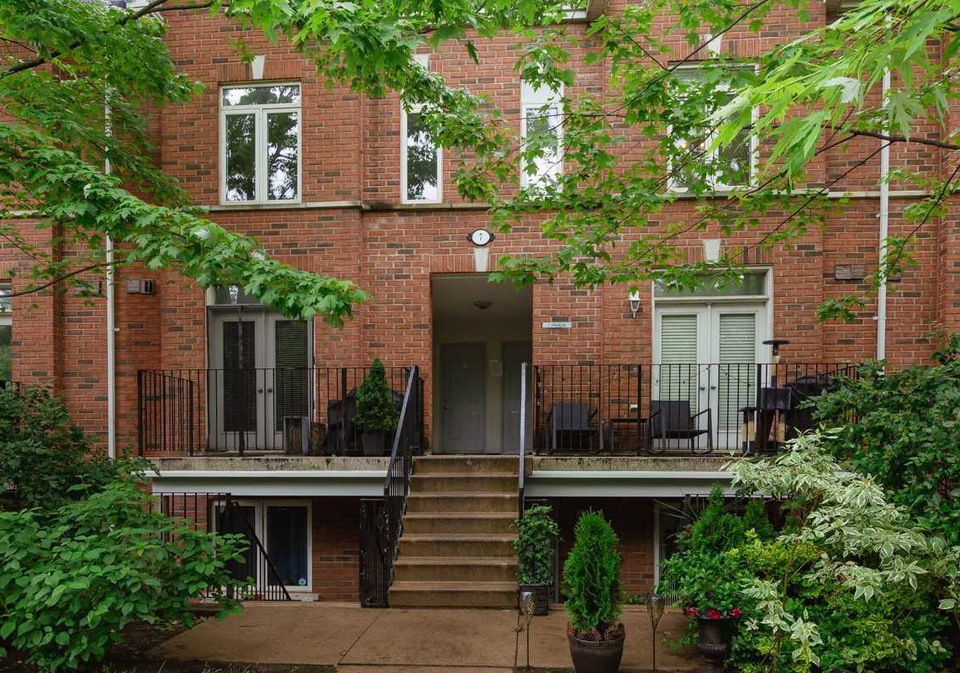 7-shank-street-toronto-ontario-c5652367