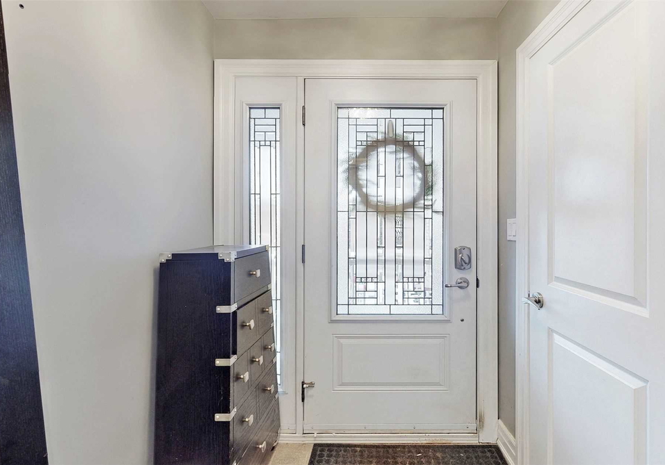 37-clifton-avenue-toronto-ontario-c5653346