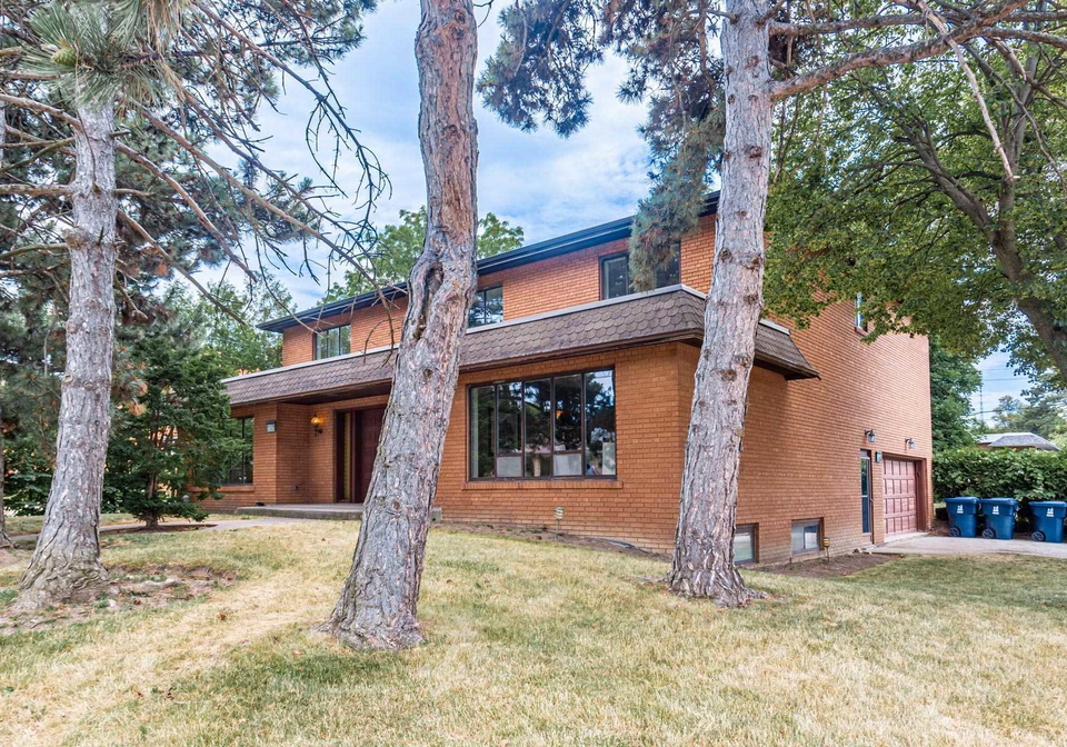 65-regina-avenue-toronto-ontario-c5684623