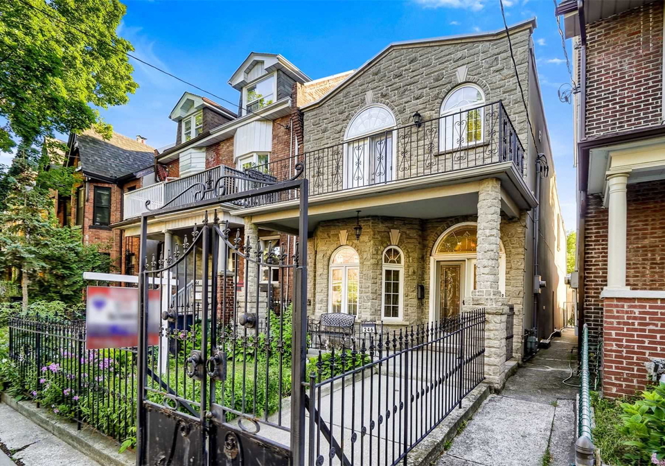 246-major-street-toronto-ontario-c5702418