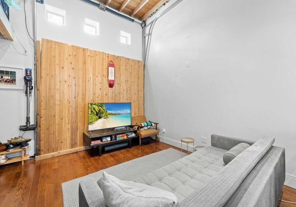 267-st-helens-avenue-toronto-ontario-c5710213