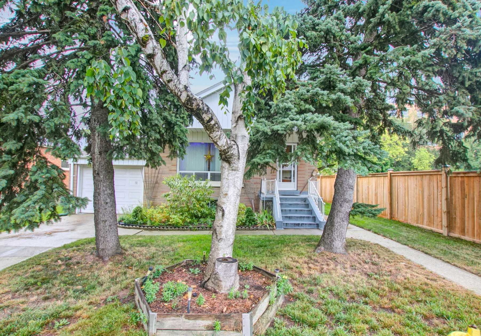 44-baycrest-avenue-toronto-ontario-c5752296