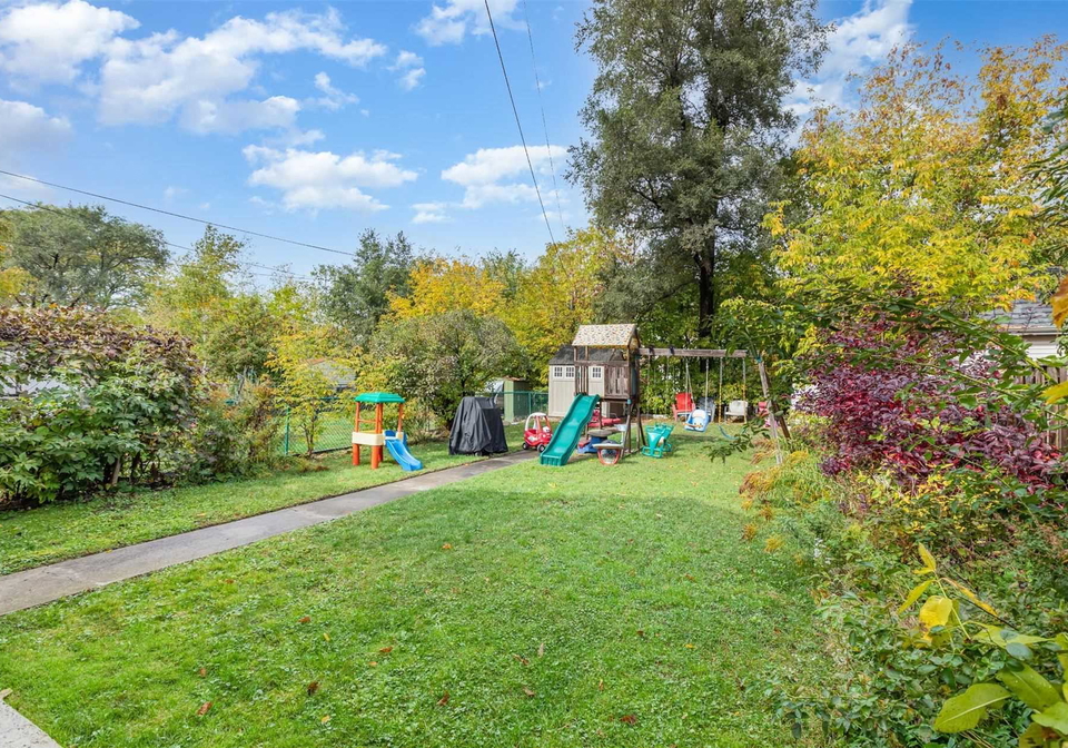 56-regina-avenue-toronto-ontario-c5800304