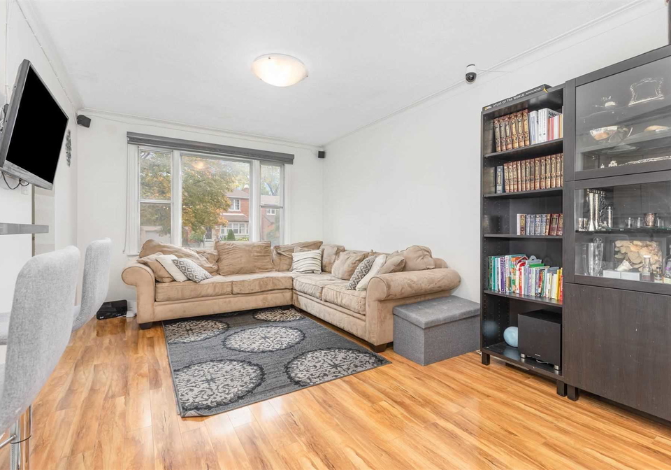 56-regina-avenue-toronto-ontario-c5800304