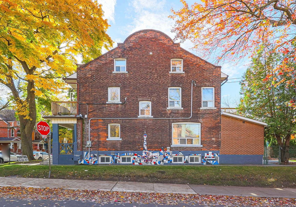 334-shaw-street-toronto-ontario-c5811356