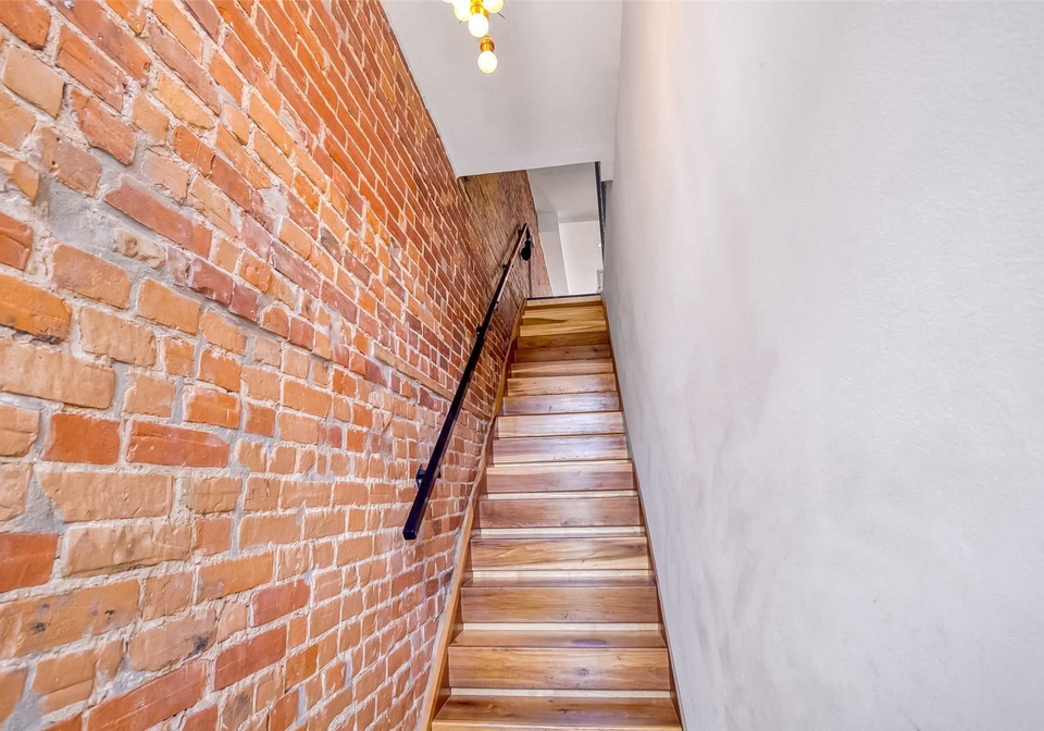 64-dovercourt-road-toronto-ontario-c5816911
