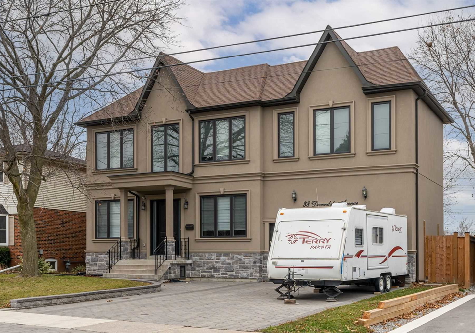 38-devondale-avenue-toronto-ontario-c5849716