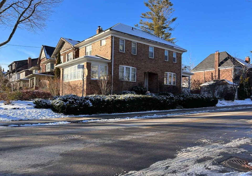 98-glencairn-avenue-toronto-ontario-c5858991