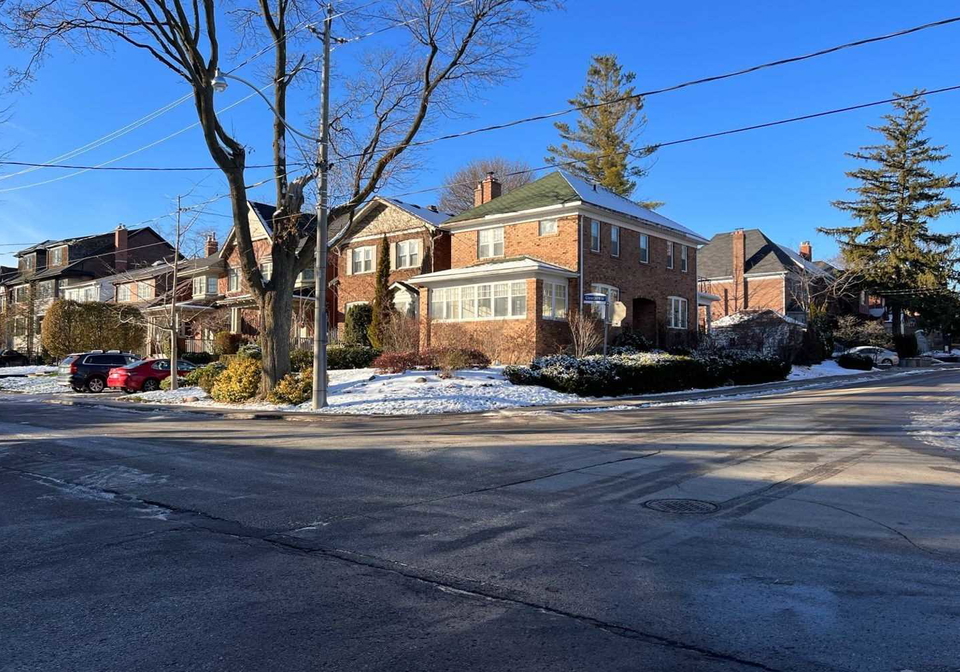 98-glencairn-avenue-toronto-ontario-c5858991
