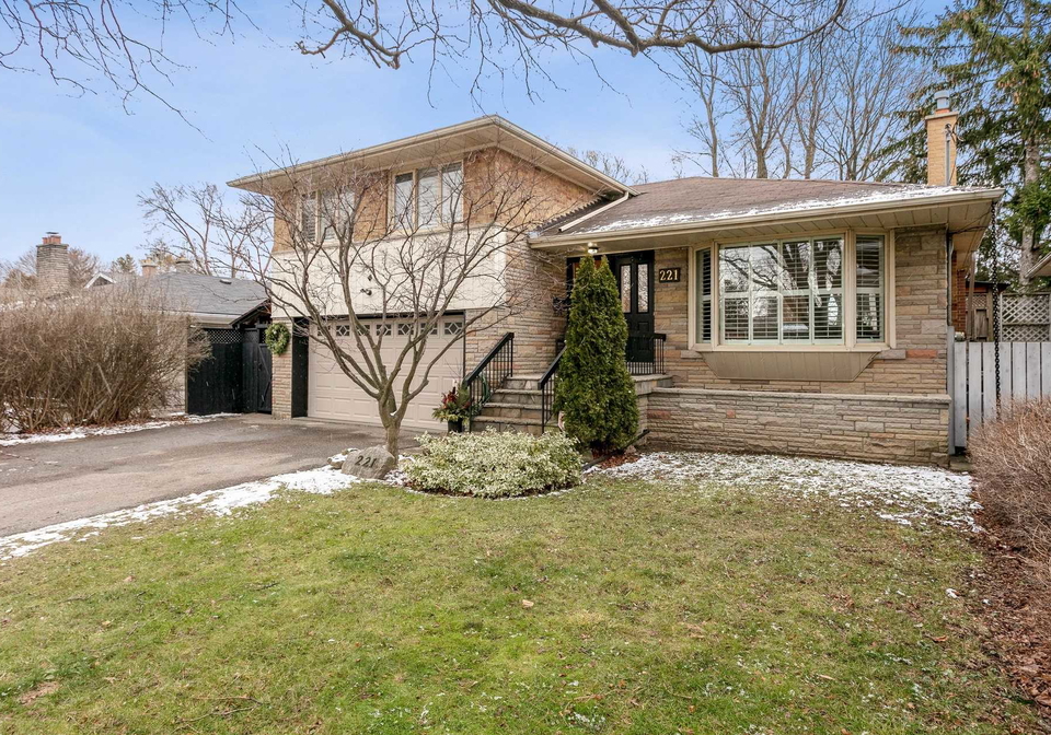 221-park-home-avenue-toronto-ontario-c5880860