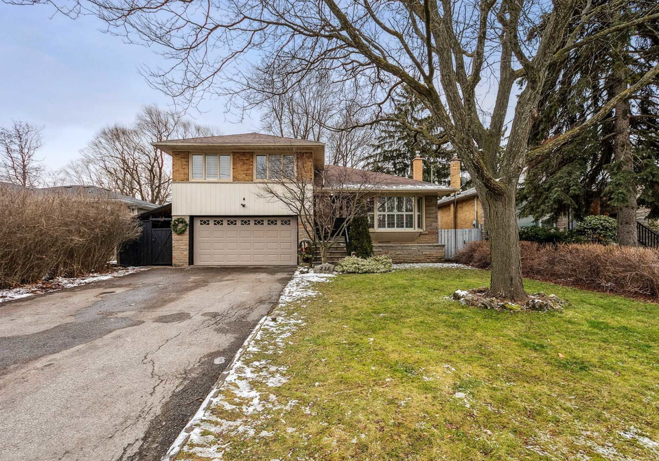 221-park-home-avenue-toronto-ontario-c5880860