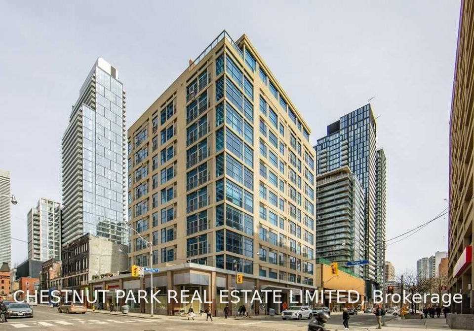8-wellesley-street-toronto-ontario-c5918644