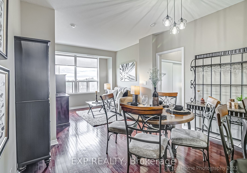 736-spadina-avenue-n-toronto-ontario-c5945912