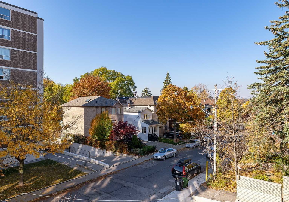 492-eglinton-avenue-e-toronto-ontario-c5972209
