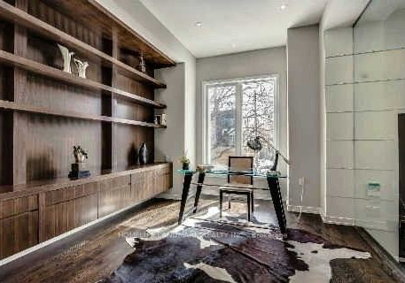 220-roe-avenue-toronto-ontario-c5981652