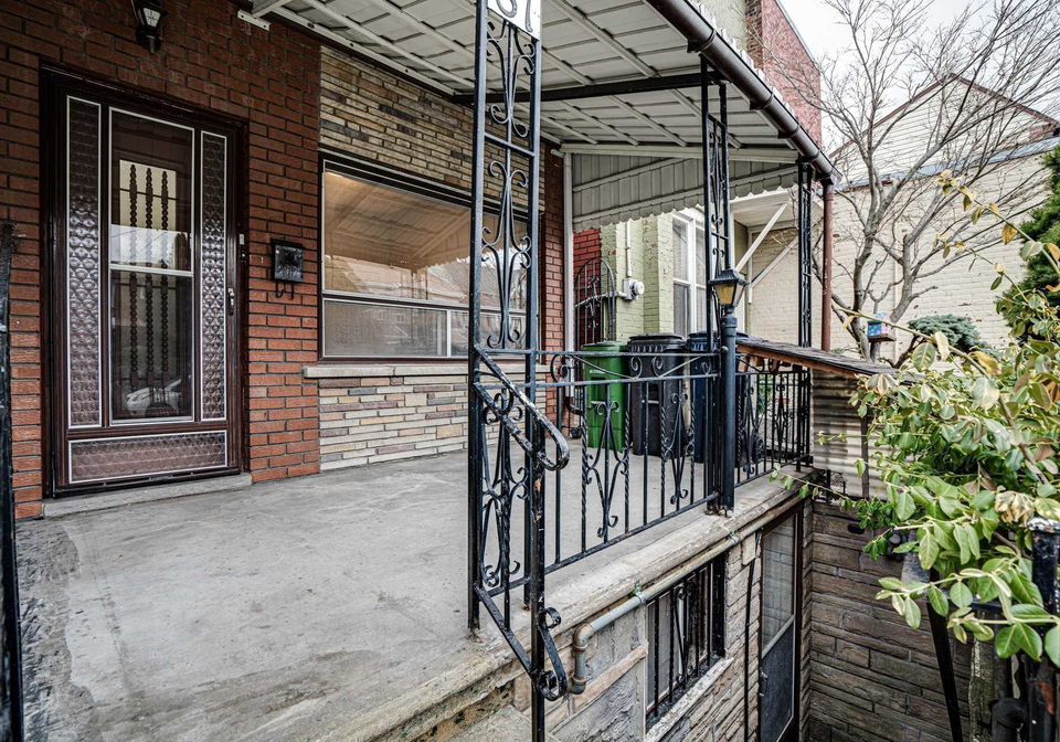 81-palmerston-avenue-toronto-ontario-c6006989