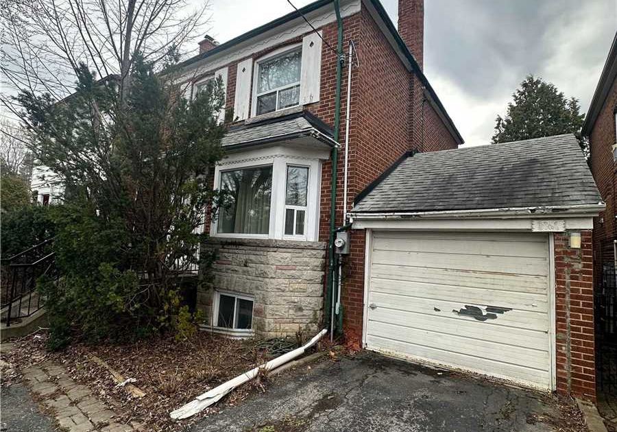 341-lawrence-avenue-w-toronto-ontario-c6016649