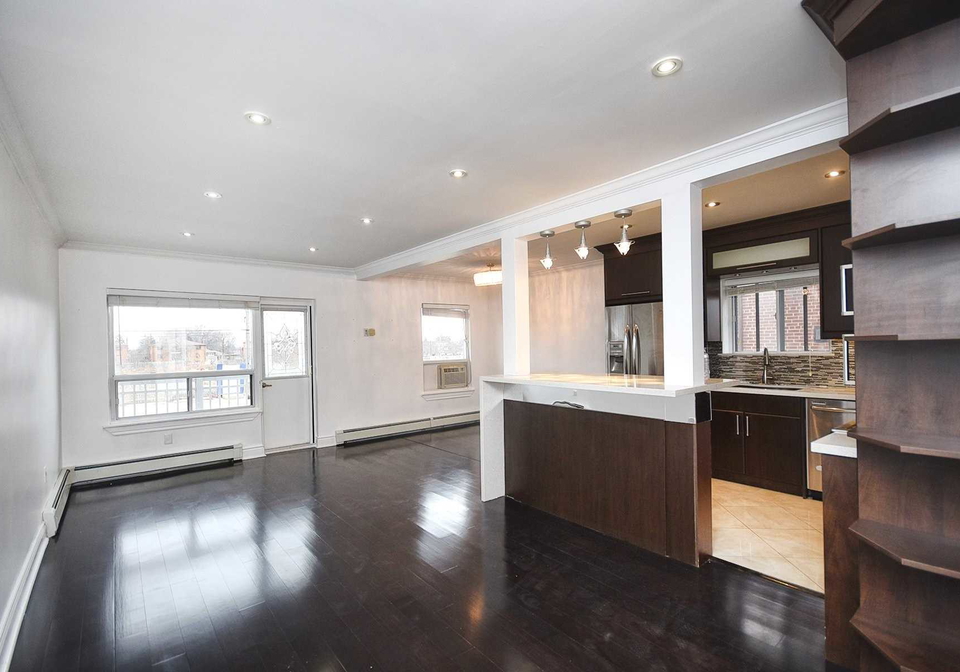 234-wilmington-avenue-toronto-ontario-c6016933
