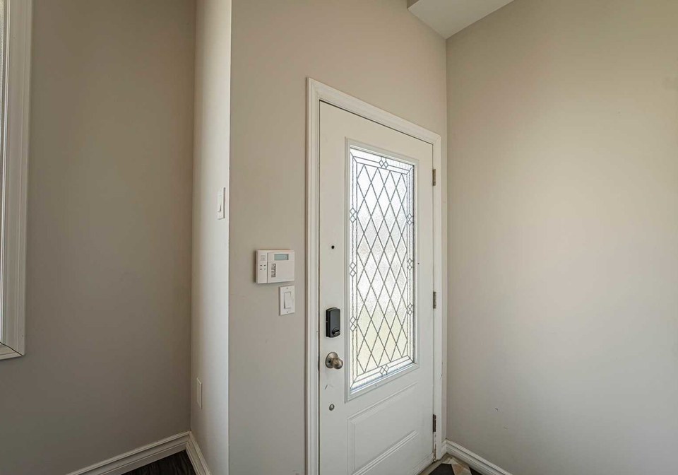208-a-finch-avenue-w-toronto-ontario-c6017057