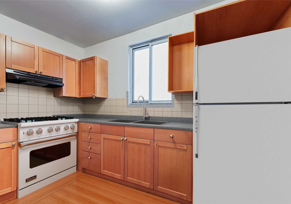 91-bellwoods-avenue-toronto-ontario-c6017411