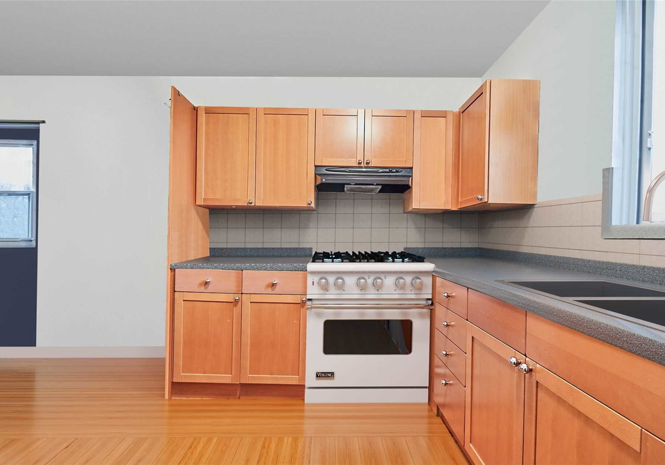 91-bellwoods-avenue-toronto-ontario-c6017411