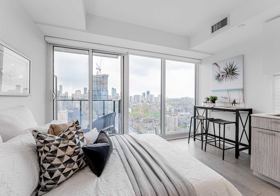 251-jarvis-street-w-toronto-ontario-c6033445