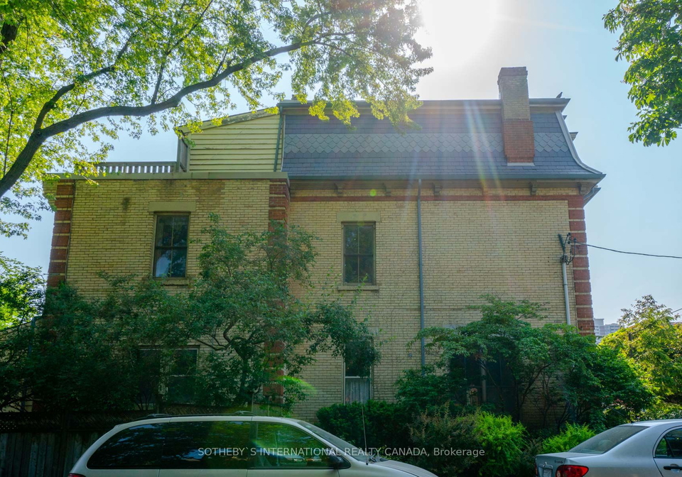 215-carlton-street-toronto-ontario-c6090160