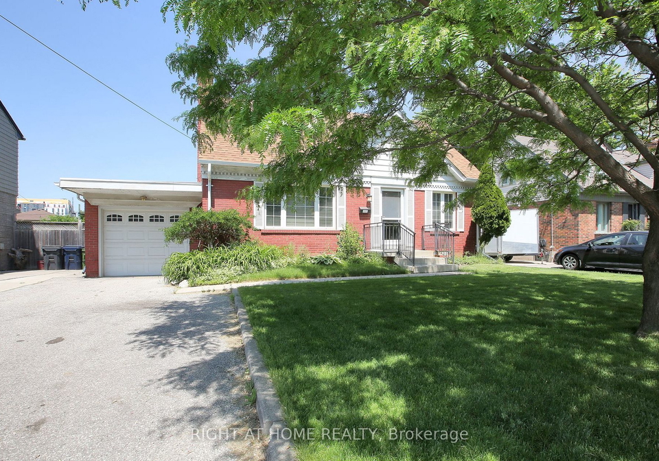 46-touraine-avenue-toronto-ontario-c6105348