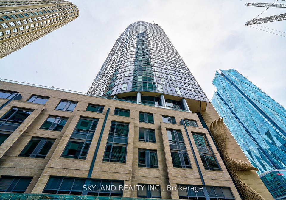1-the-esplanade-avenue-toronto-ontario-c7048424