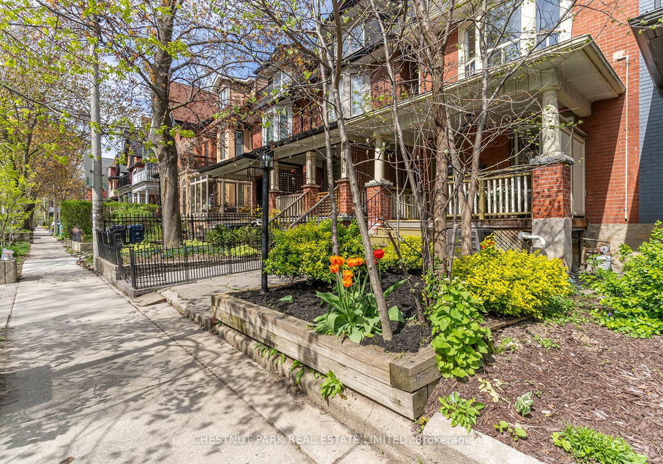 345-markham-street-toronto-ontario-c7212542