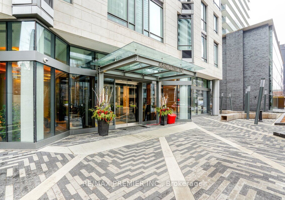 45-charles-street-toronto-ontario-c7240956