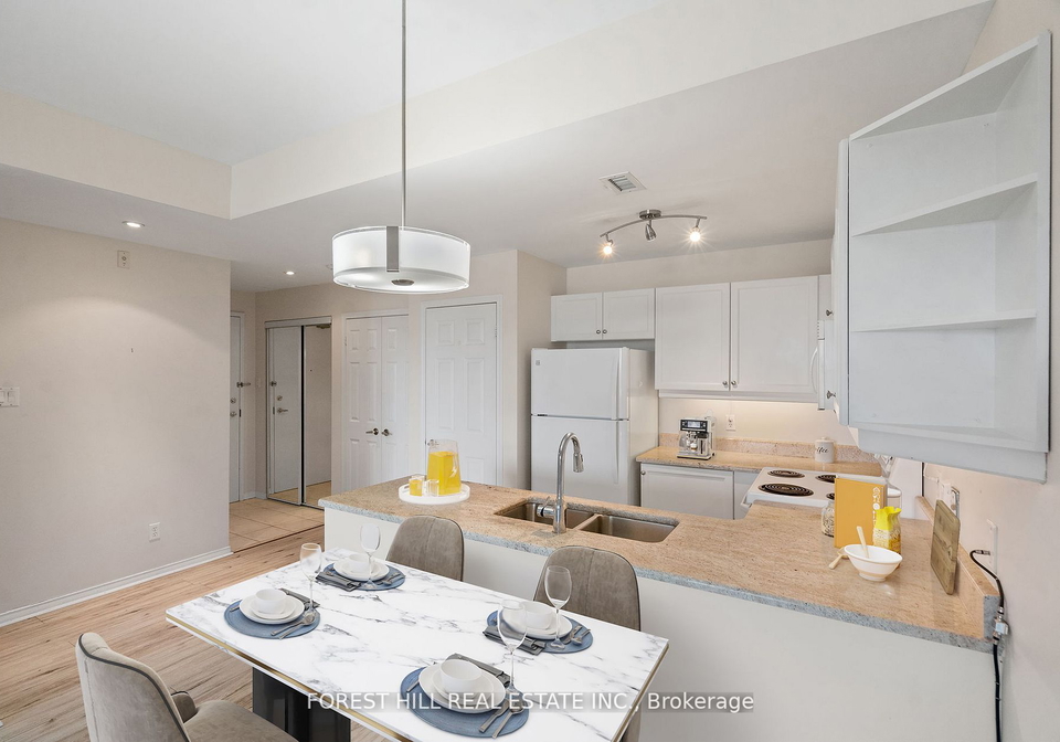 600-eglinton-avenue-e-toronto-ontario-c7287878