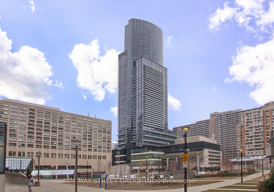 386-yonge-street-w-toronto-ontario-c8040838